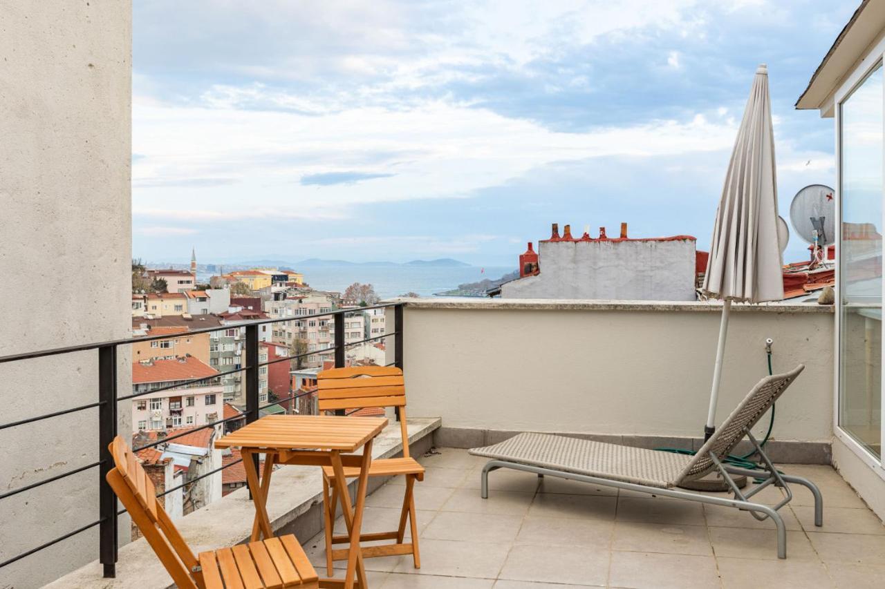 Mesmerizing Flat With Bosphorus View In Beyoglu Apartamento Istambul Exterior foto